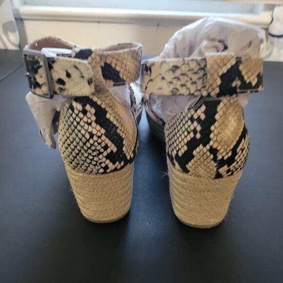 Scoop Women's Espadrille Wedge Sandal Size 9 Snake Print - Picture 5 of 9
